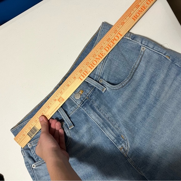 J. Crew Factory High Rise Denim Shorts Harbor Wash Light Size 28 U - Picture 8 of 8